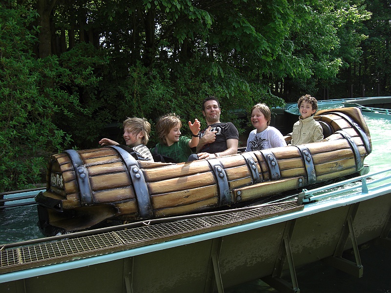 09 05 09 Jugendausflug HolidayPark (87).JPG